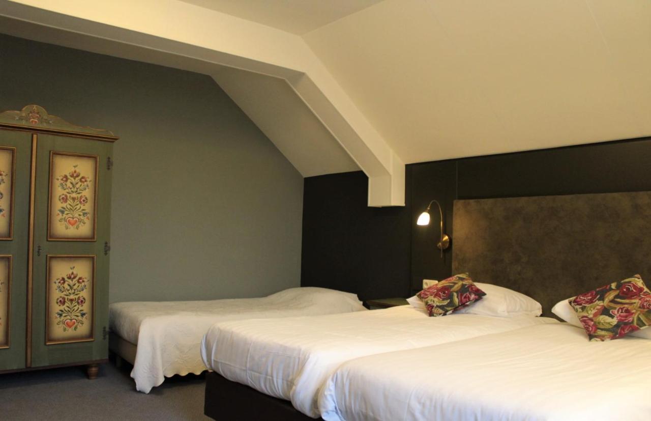 Hotel Restaurant De Roosterhoeve Roosteren Bagian luar foto
