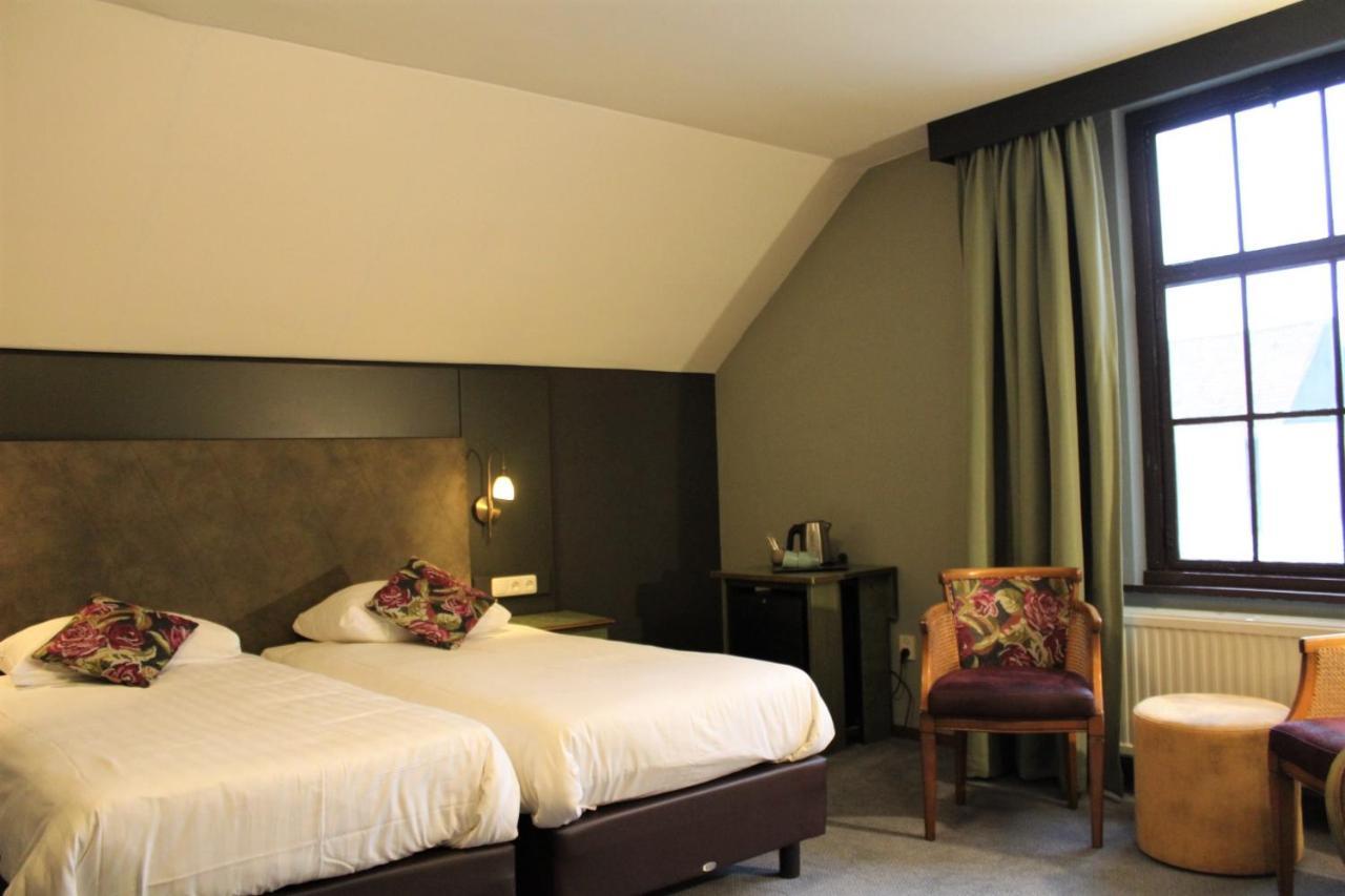 Hotel Restaurant De Roosterhoeve Roosteren Bagian luar foto