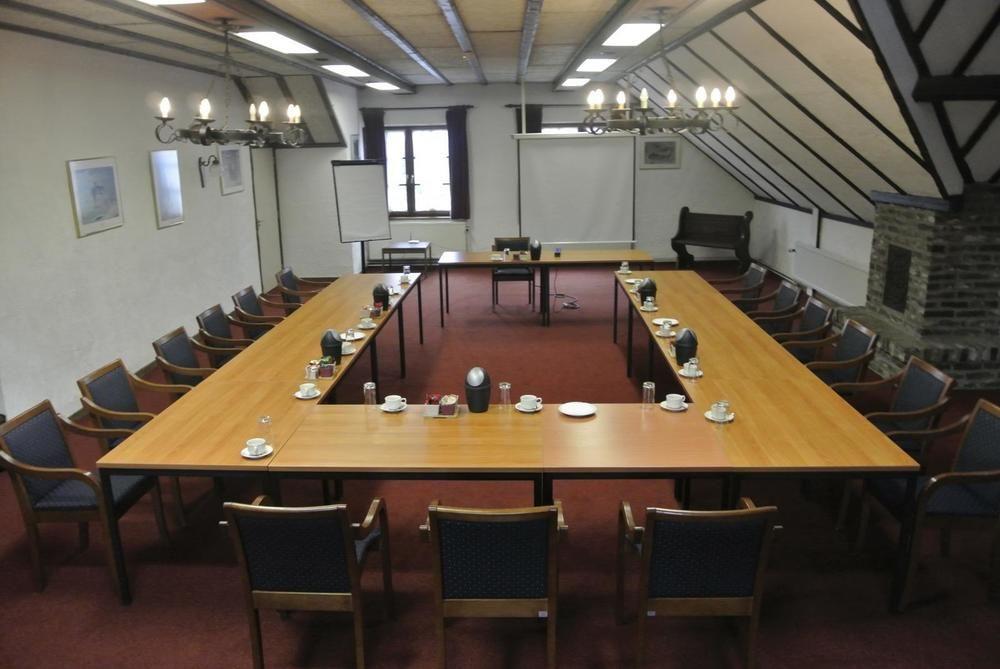 Hotel Restaurant De Roosterhoeve Roosteren Bagian luar foto