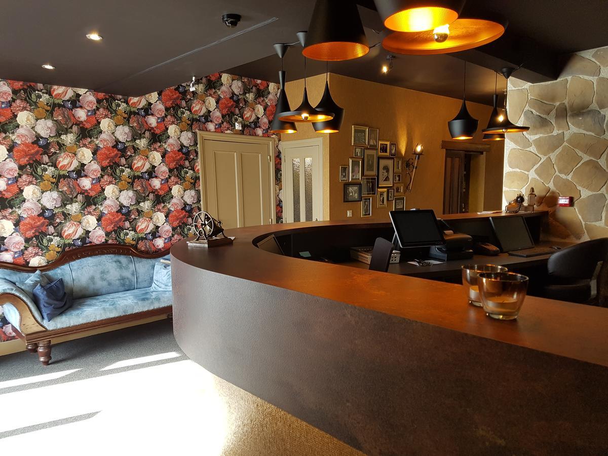 Hotel Restaurant De Roosterhoeve Roosteren Bagian luar foto