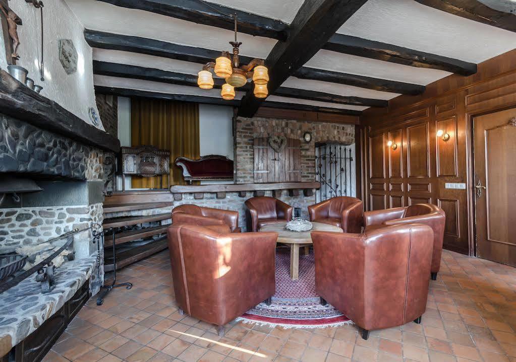 Hotel Restaurant De Roosterhoeve Roosteren Bagian luar foto