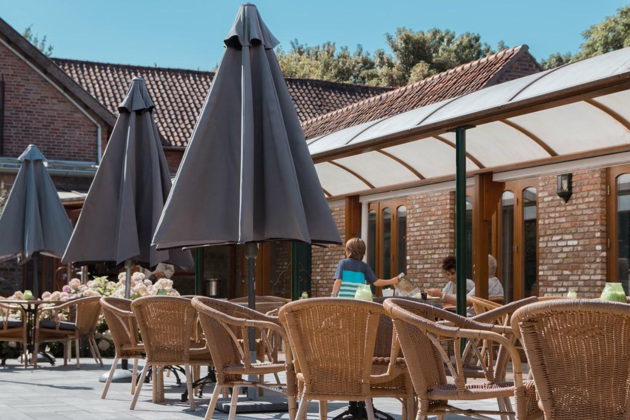 Hotel Restaurant De Roosterhoeve Roosteren Bagian luar foto