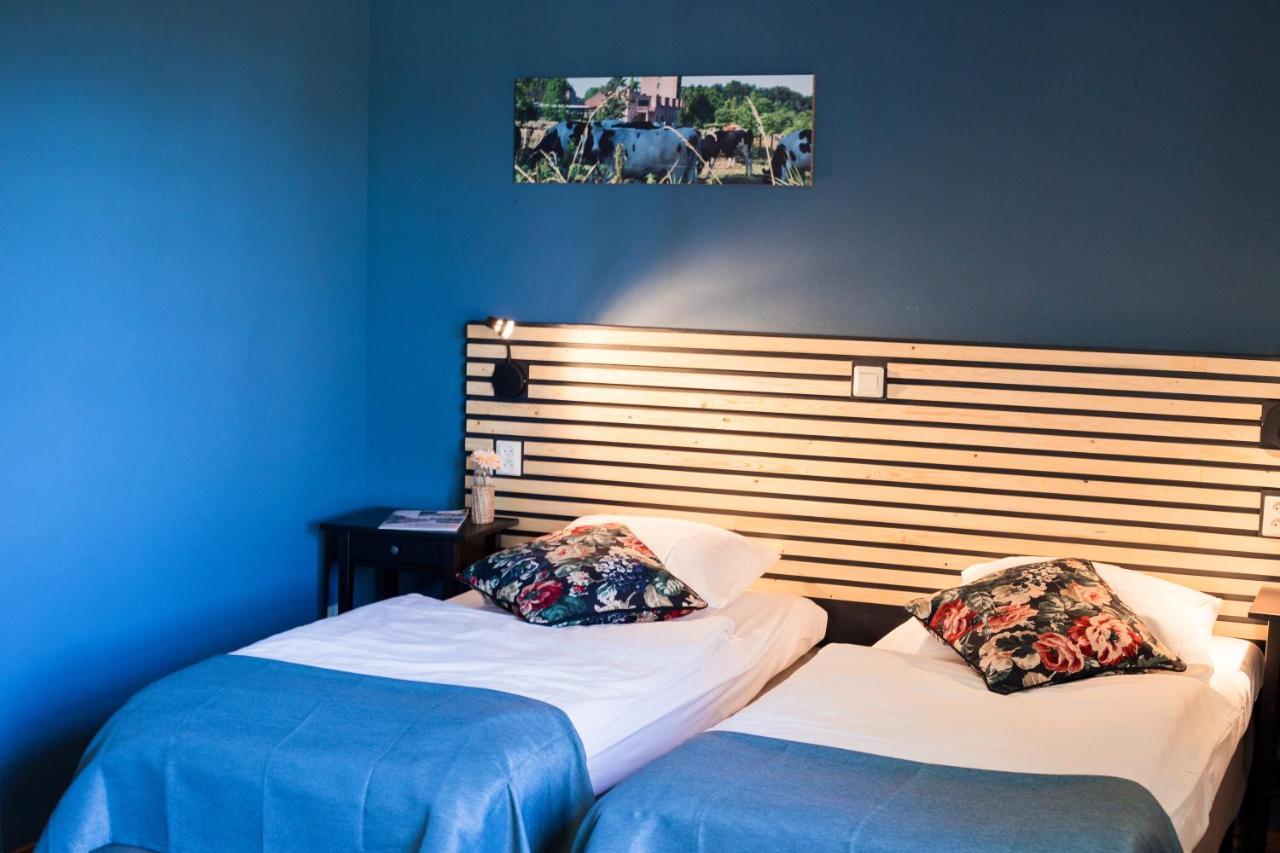 Hotel Restaurant De Roosterhoeve Roosteren Bagian luar foto